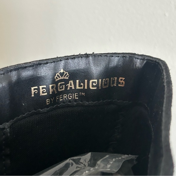 Fergalicious by Fergie Knee High Black Suede Boots Size 8M - Picture 6 of 11
